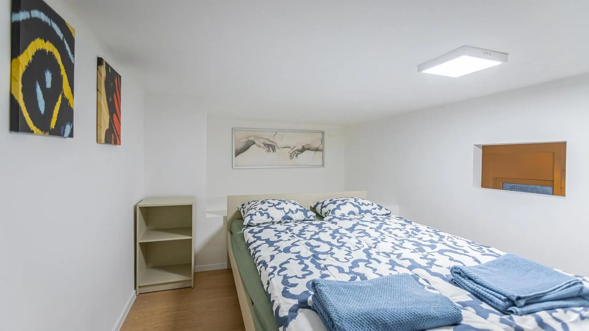 Cute Gallery Flat In Budapest, Spring 0*, Budapest Hungary