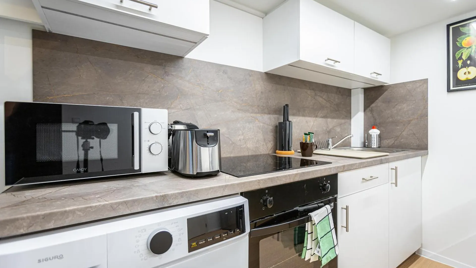 Cute Gallery Flat In Budapest, Spring Apartment Budapest